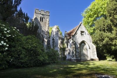 2011-06-03 95 St Mary's Church & Eastwell Lake (edit 2) (klein)