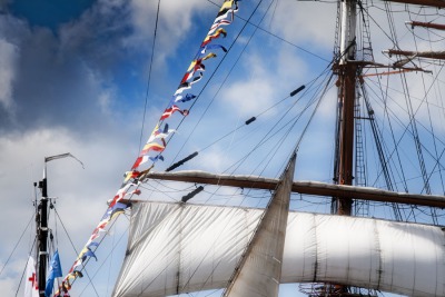 2010-08-19-sail-56-sedov-edit