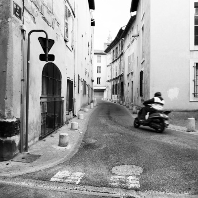 1 2014-04-04 007 Avignon - Rue du Limas (3)