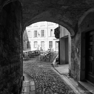 1 2014-04-06 054 Avignon - Place Saint-Pierre