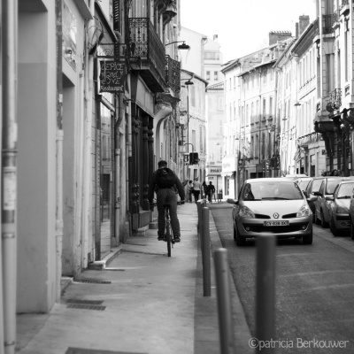 2 2014-04-05 077 Avignon - Rue des Lices