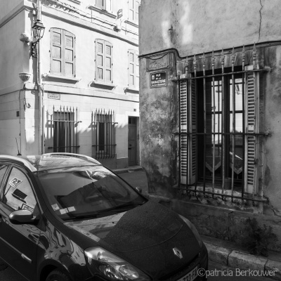 2 2014-04-06 061 Avignon - Rue Banasterie