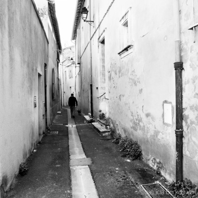 2 2014-04-06 065 Avignon - Rue de la Fôret