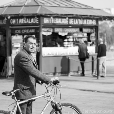 2014-04-12 049 Paris - Quai Branly (raw) (klein)