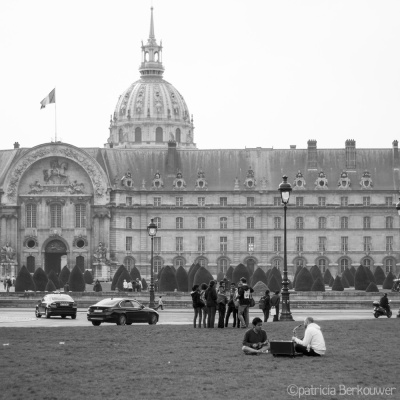 2014-04-12 065 Paris - Esplanade des Invalides, Hôtel des Invalides (raw) (klein)