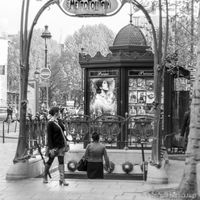 2014-04-13 047 Paris - Boulevard Saint-Michel (raw2) (klein)