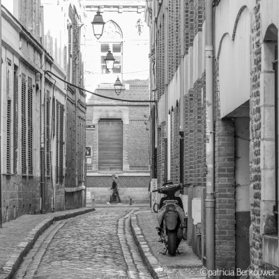 2019-09-12 029 Lille (Rijsel) Rue des Vieux-Murs (raw) (klein)